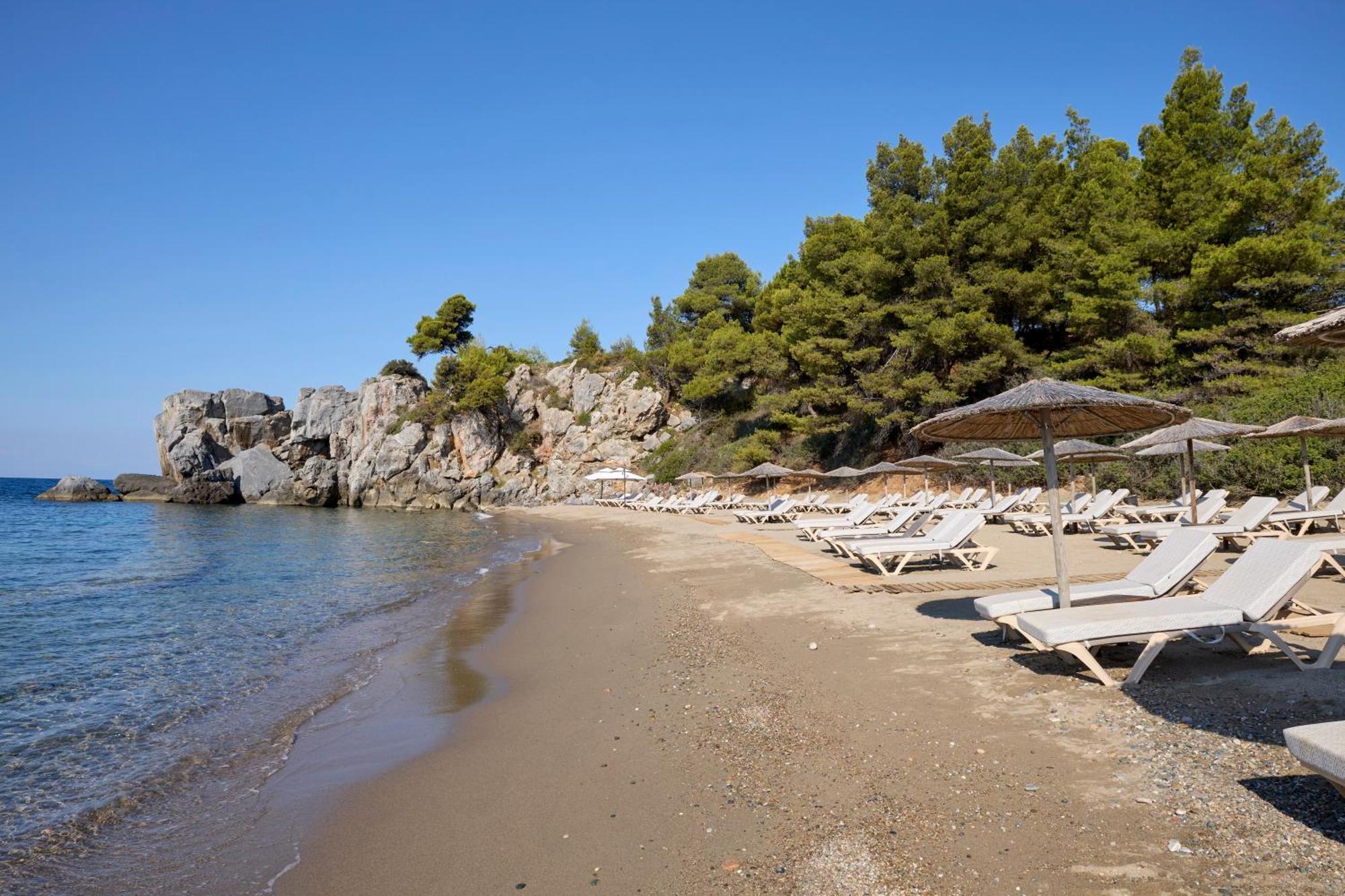 Ajul Luxury Hotel & Spa Resort, A Registry Collection Hotel Agia Paraskevi  Exterior photo